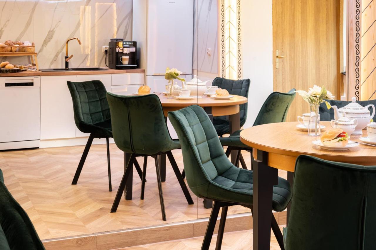 Gorski Resort Lux Apartments Jacuzzi & Sauna بورونين المظهر الخارجي الصورة