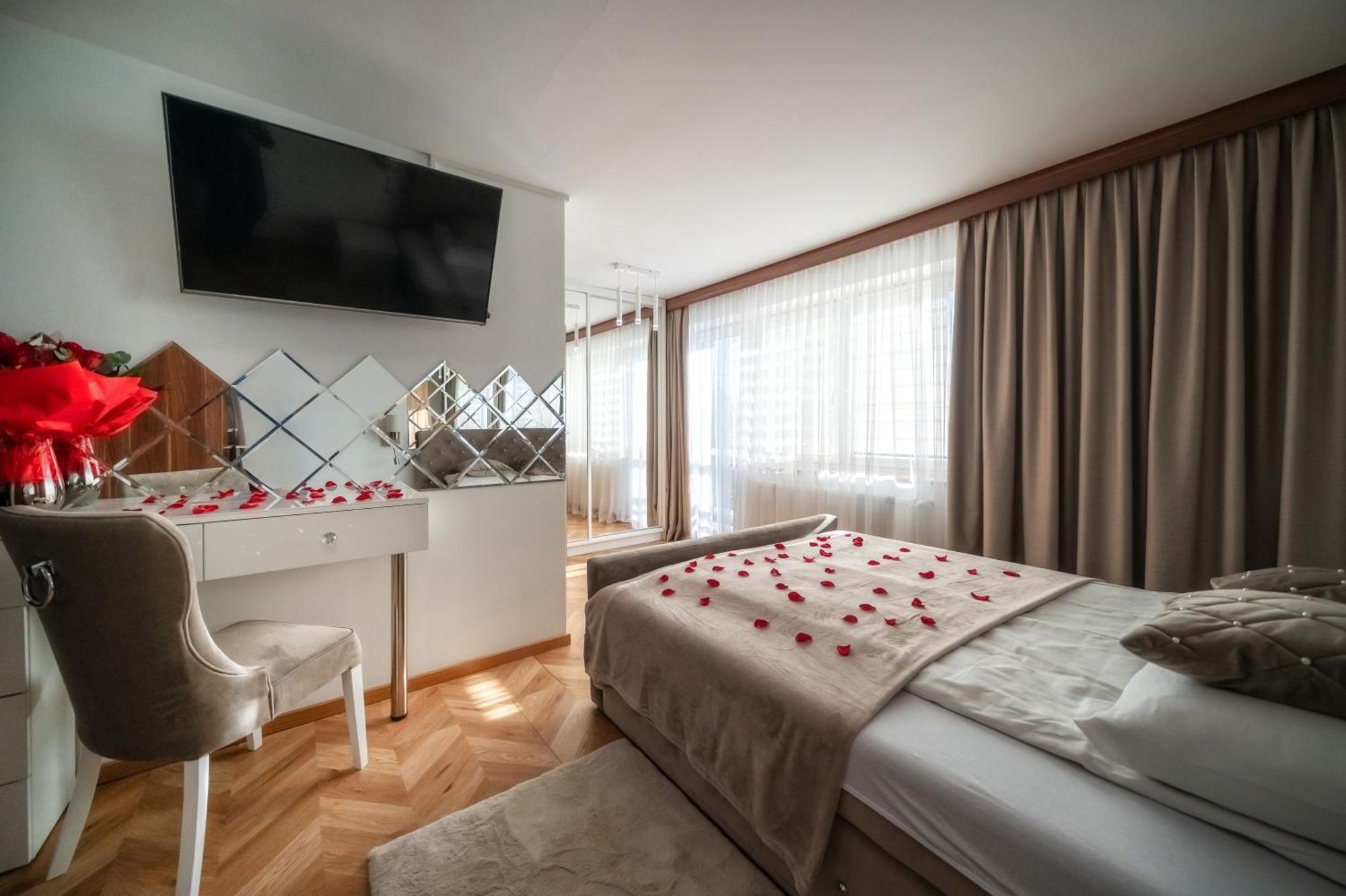 Gorski Resort Lux Apartments Jacuzzi & Sauna بورونين المظهر الخارجي الصورة